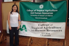 Kellie Taguchi at CTAHR blood drive
